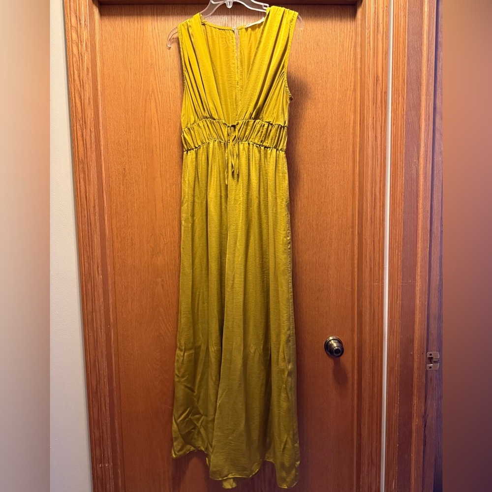 Lush Olive Green Sleeveless Jumpsuit with Drawstring Waist